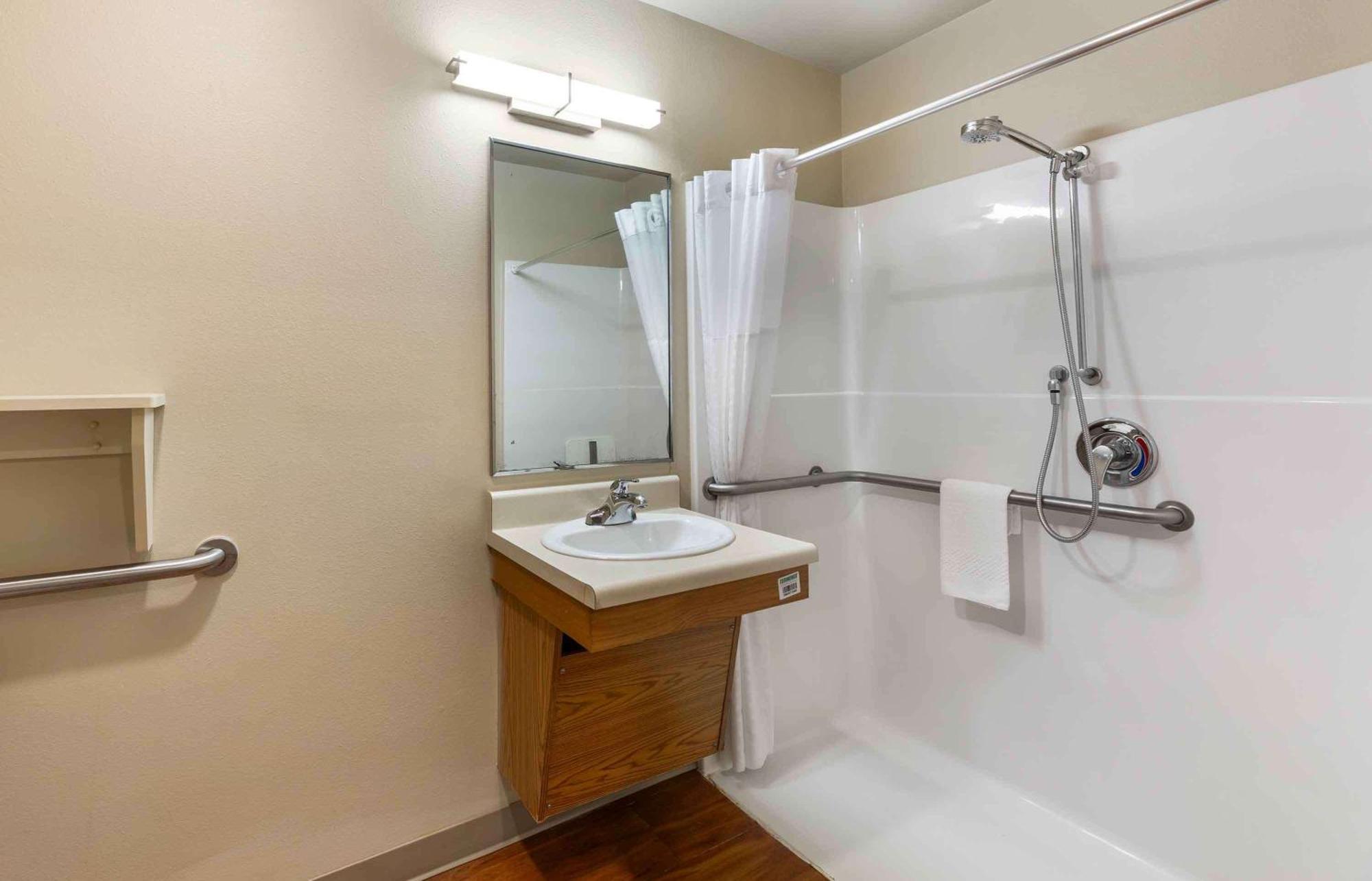 Extended Stay America Select Suites - Akron - South Portage Lakes 外观 照片